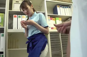 Khao khát địt ở tuổi dậy thì của cô cô bạn gái khiến anh trai bối rối