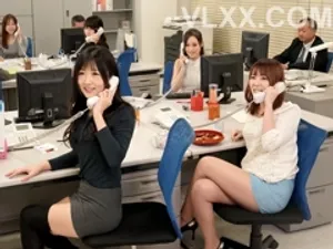Vợ yêu vào viện chăm sóc ông chồng trở thành con mồi cho đám tội phạm hấp diêm